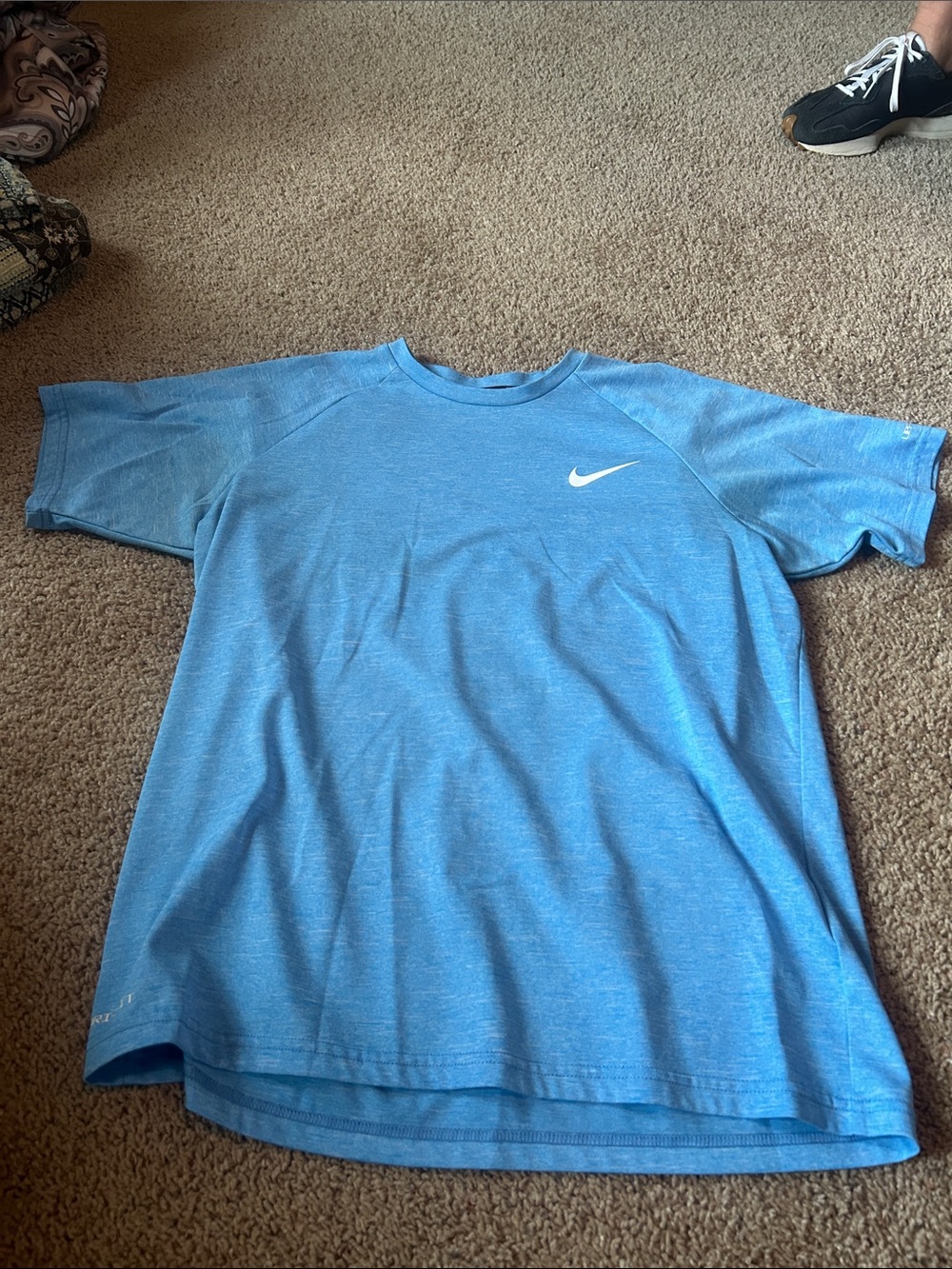 Nike Men’s Heather Sky Blue Short Sleeve Dri-FIT Tee